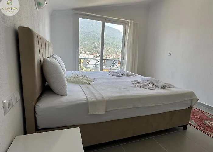 Newton Apart * Fethiye