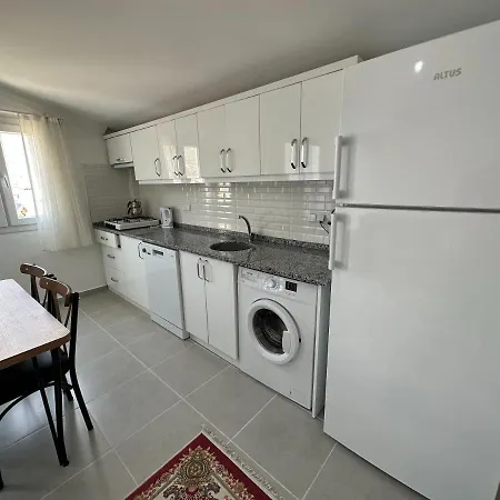 Newton Apart Aparthotel *